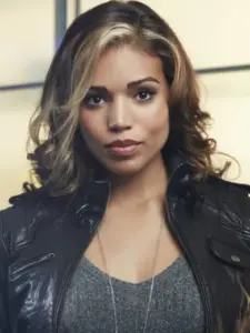Ciara Renée