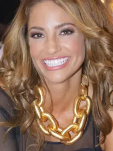 Jennifer Nicole Lee