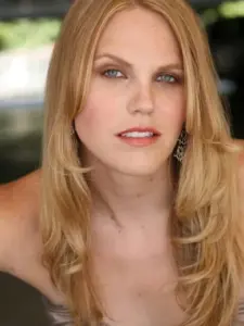 Jill Hoiles