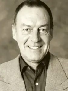Bruce Gowers