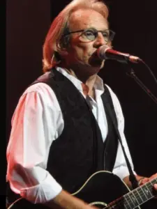 Dewey Bunnell