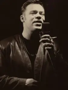 Ali Campbell