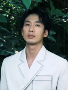 Tuấn Trần (Tuan Tran)