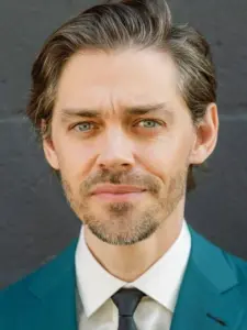 Tom Payne