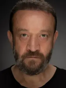 Şener Savaş