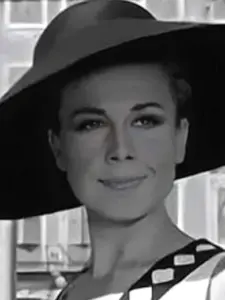 Δέσποινα Νικολαΐδου (Despoina Nikolaidou)