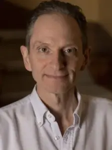 Arthur Holden