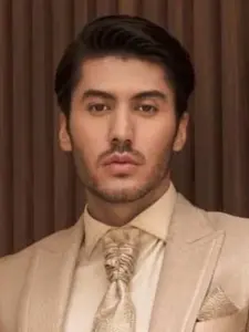Valentino Peter