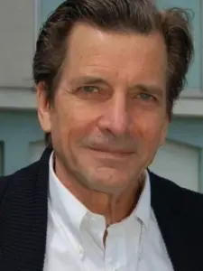 Dirk Benedict