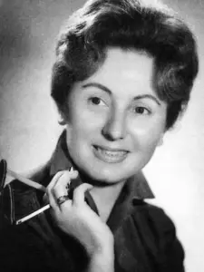 Μαρίκα Κρεββατά (Marika Krevata)
