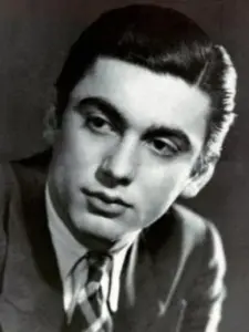 Δημήτρης Χορν (Dimitris Horn)