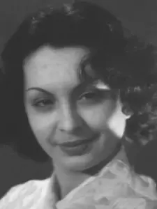 Νανά Σκιαδά (Nana Skiada)